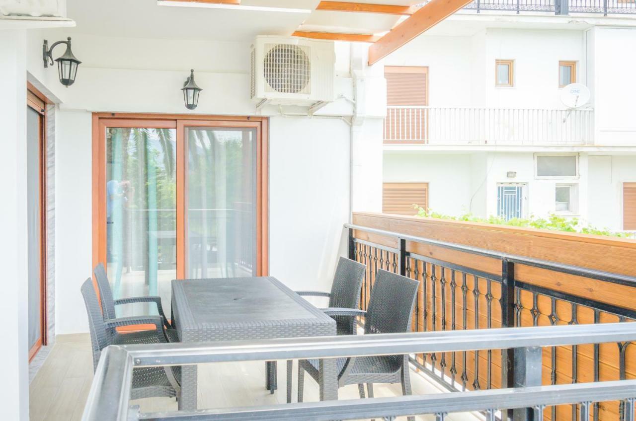 Palm Studios Limenas  Exterior photo